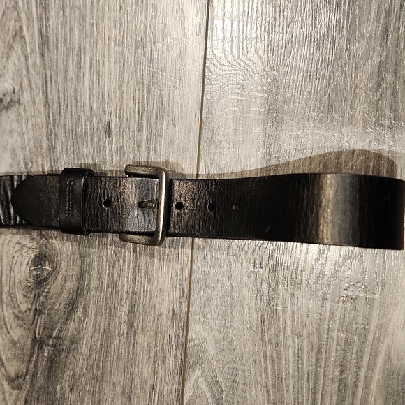 Carhartt Men's sz 48 black Cowhide Genuine leather belt good condition - Picture 5 of 6
